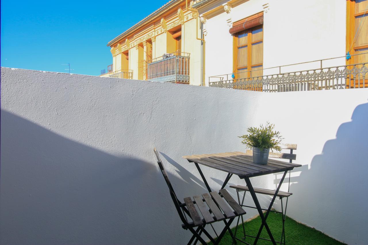 Bet Apartments - Tramontana Apartments Valencia Buitenkant foto