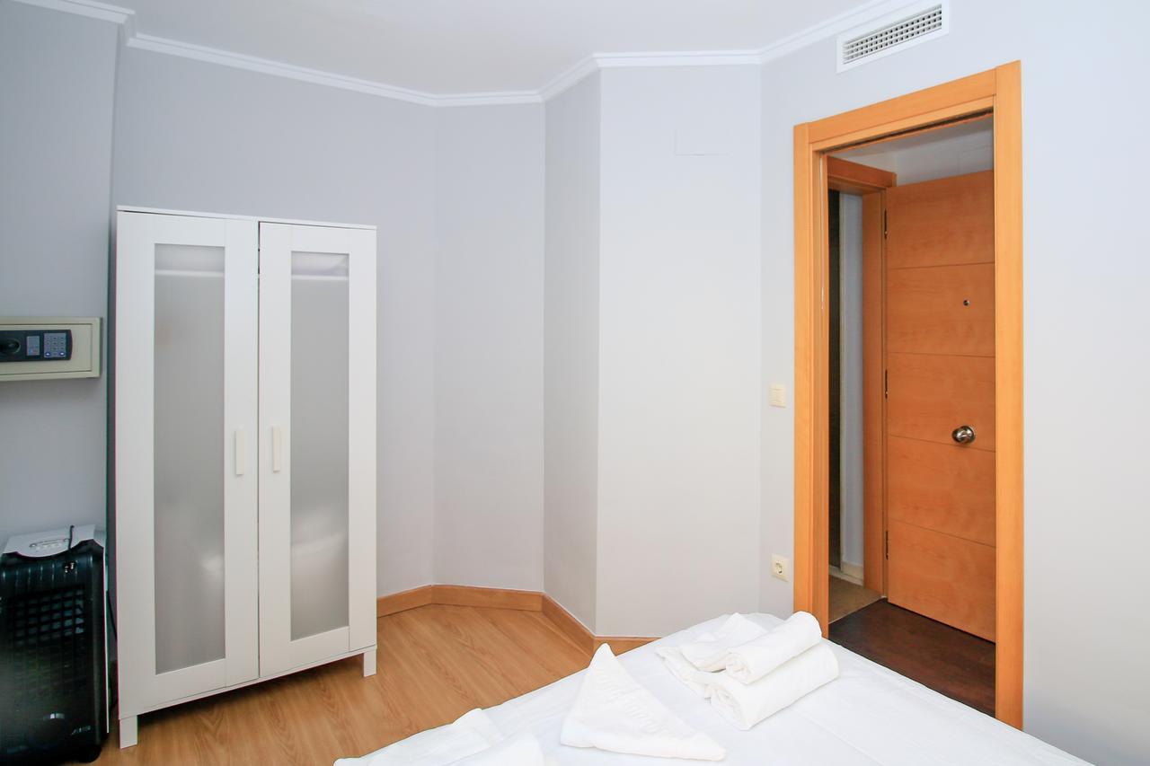 Bet Apartments - Tramontana Apartments Valencia Kamer foto