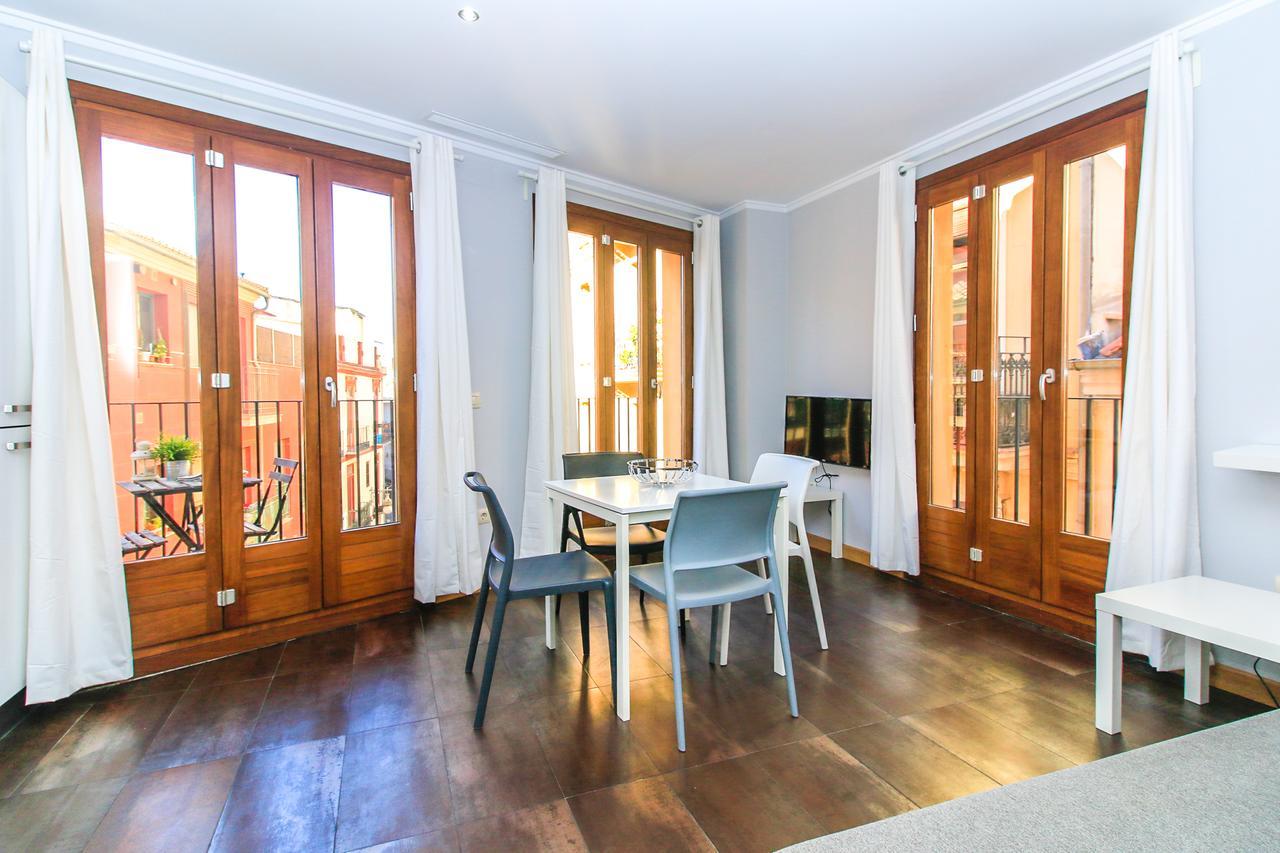 Bet Apartments - Tramontana Apartments Valencia Buitenkant foto