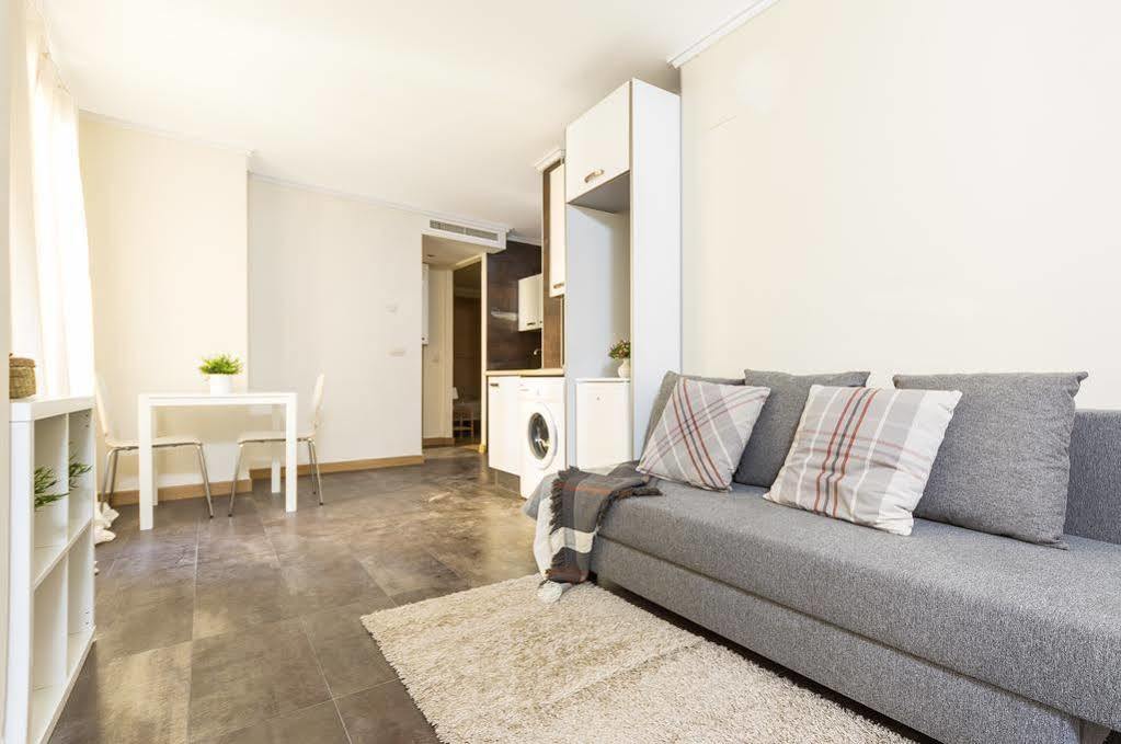 Bet Apartments - Tramontana Apartments Valencia Buitenkant foto