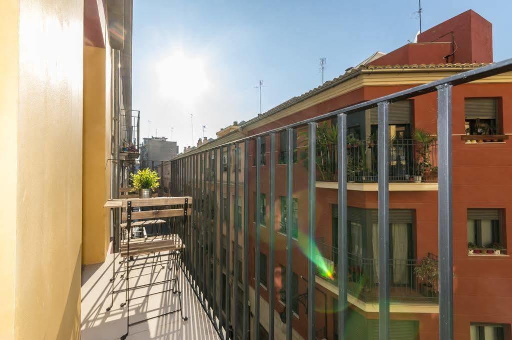 Bet Apartments - Tramontana Apartments Valencia Buitenkant foto